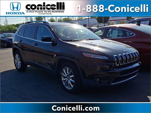 Diamond Black Crystal Pearlcoat 2017 Jeep Cherokee Limited