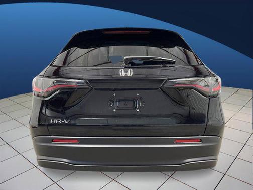 Crystal Black Pearl 2027 Honda HR-V LX