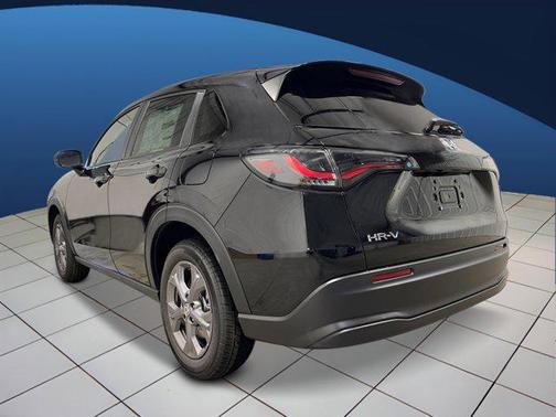 Crystal Black Pearl 2027 Honda HR-V LX