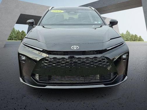 2025 Toyota Crown Signia Limited