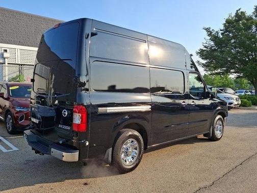 2020 Nissan NV Cargo NV3500 HD S V8