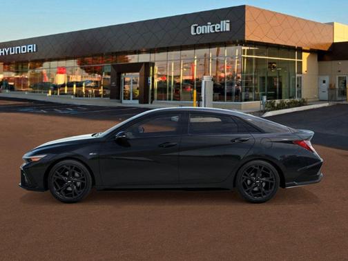 Abyss Black 2026 Hyundai ELANTRA SE