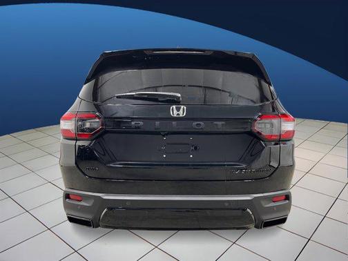 Crystal Black Pearl 2026 Honda Pilot Black Edition