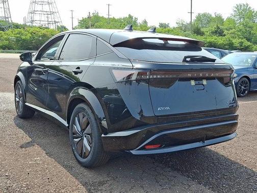2025 Nissan ARIYA PLATINUM+