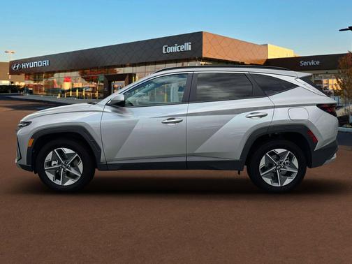Shimmering Silver 2026 Hyundai TUCSON SEL