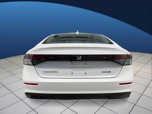 Platinum White Pearl 2026 Honda Accord Hybrid EX-L