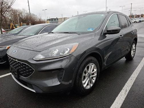 Magnetic Metallic 2020 Ford Escape SE