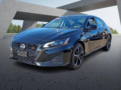 2024 Nissan Altima SR FWD
