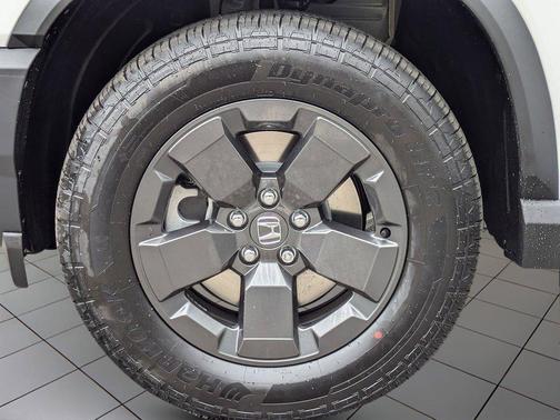 Platinum White Pearl 2026 Honda Passport AWD RTL Towing
