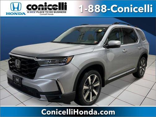 2025 Honda Pilot Touring 8-Passenger