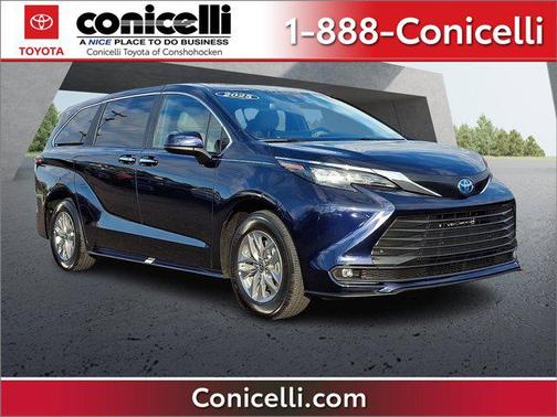 2025 Toyota Sienna XLE