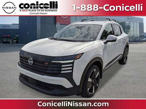Aspen White Tricoat 2026 Nissan Kicks SR