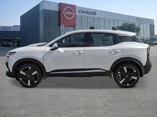 Aspen White Tricoat 2026 Nissan Kicks SR