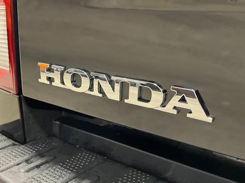 Crystal Black Pearl 2026 Honda Ridgeline TrailSport