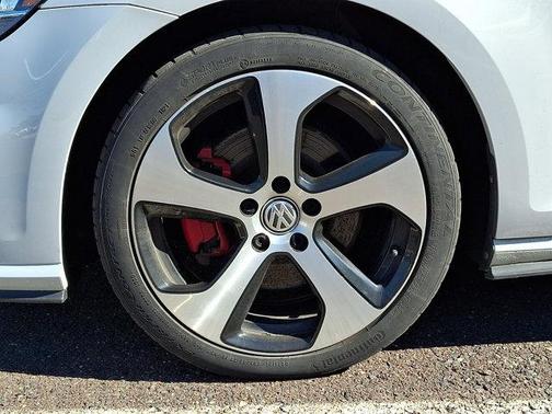 2018 Volkswagen Golf GTI 2.0T S 4-Door