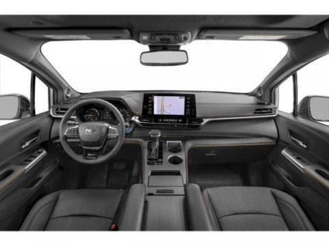 2025 Toyota Sienna Woodland Edition