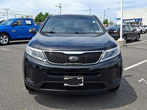 Ebony Black 2015 Kia Sorento LX