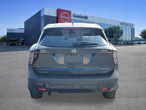 Super Black 2026 Nissan Kicks SV