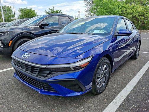 2024 Hyundai ELANTRA HEV Blue