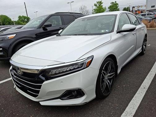 2022 Honda Accord Touring 2.0T