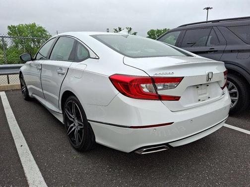 2022 Honda Accord Touring 2.0T