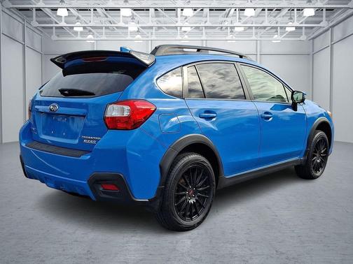 Hyper Blue 2016 Subaru Crosstrek 2.0i Limited