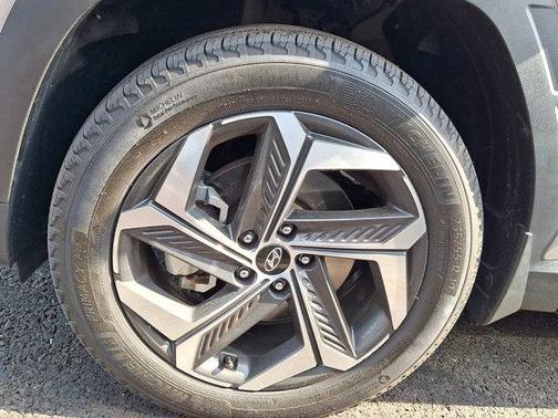 Shimmering Silver 2023 Hyundai TUCSON SEL