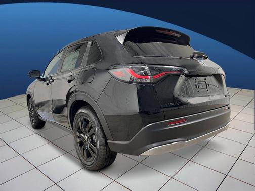 Crystal Black Pearl 2026 Honda HR-V AWD Sport