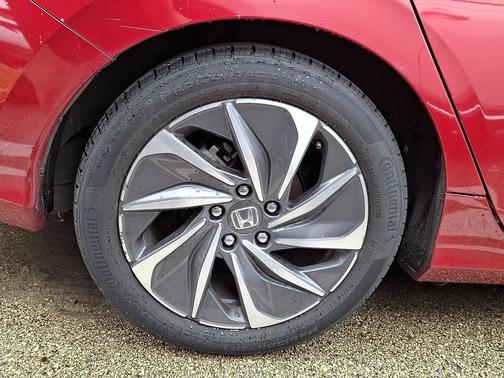 Radiant Red Metallic 2022 Honda Insight Touring