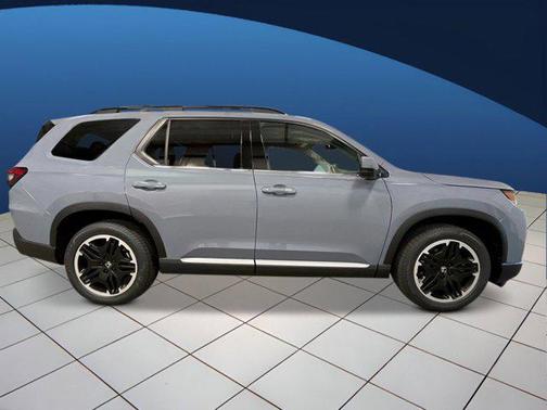 Sonic Gray Pearl 2026 Honda Pilot Touring 8-Passenger