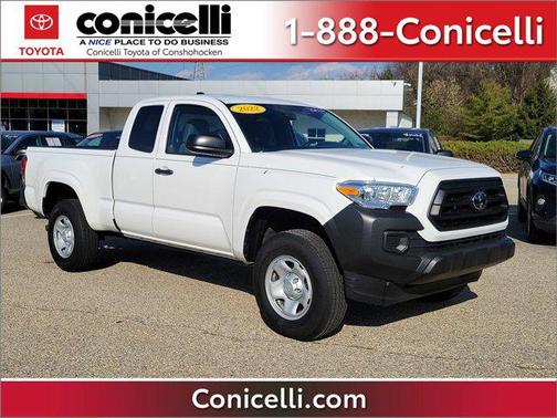 White 2022 Toyota Tacoma SR