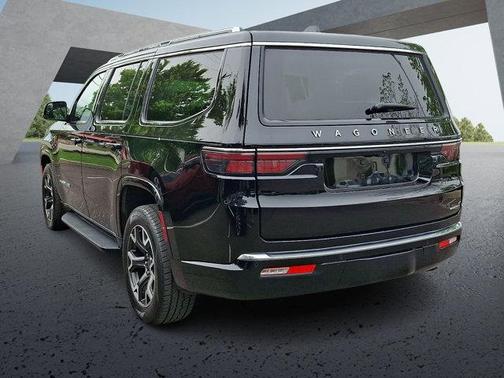 Diamond Black Crystal Pearlcoat 2024 Jeep Wagoneer Series III 4x4