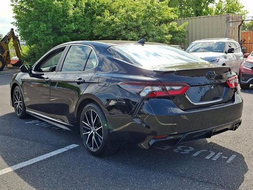 Midnight Black Metallic 2023 Toyota Camry SE