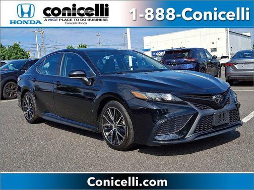 Midnight Black Metallic 2023 Toyota Camry SE