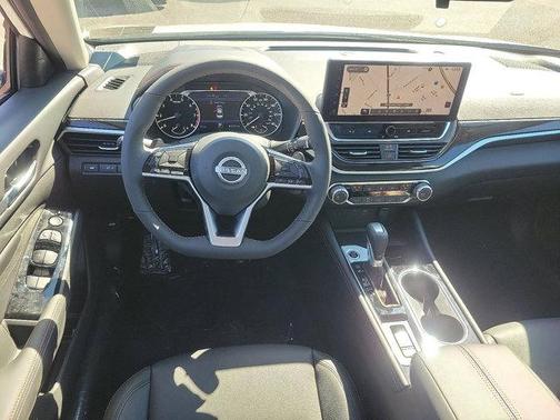 2025 Nissan Altima SR AWD