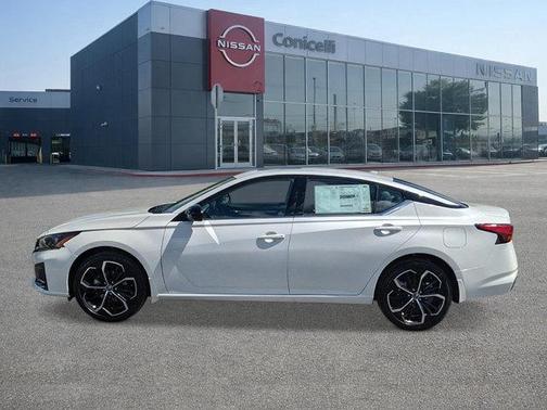 2025 Nissan Altima SR AWD