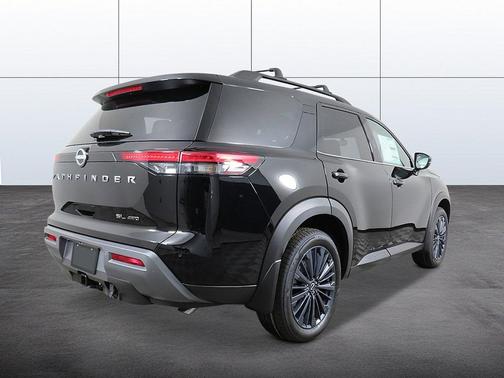 Super Black 2026 Nissan Pathfinder SL