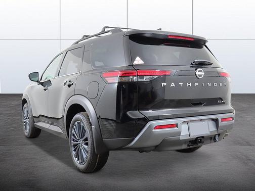Super Black 2026 Nissan Pathfinder SL