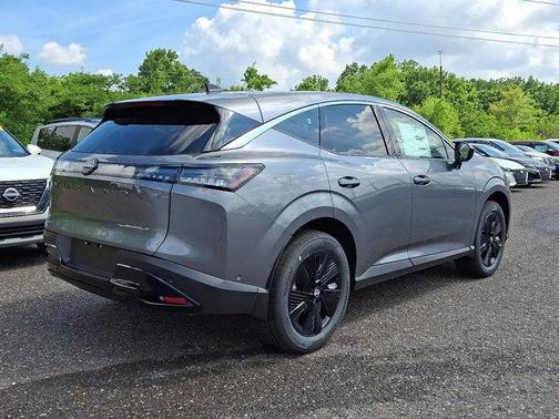 2025 Nissan Murano SV