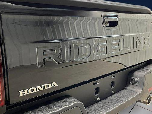 Crystal Black Pearl 2026 Honda Ridgeline Black