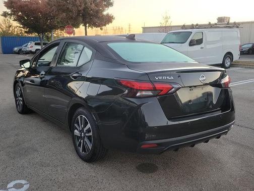 2021 Nissan Versa 1.6 SV