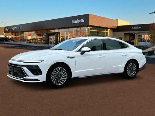 2025 Hyundai SONATA Hybrid SE