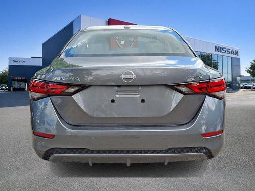 Gun Metallic 2024 Nissan Sentra SV
