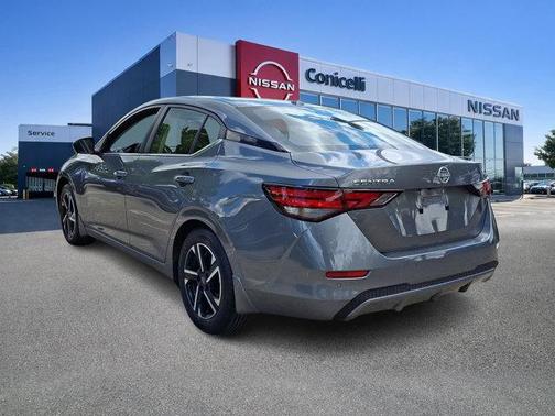 Gun Metallic 2024 Nissan Sentra SV