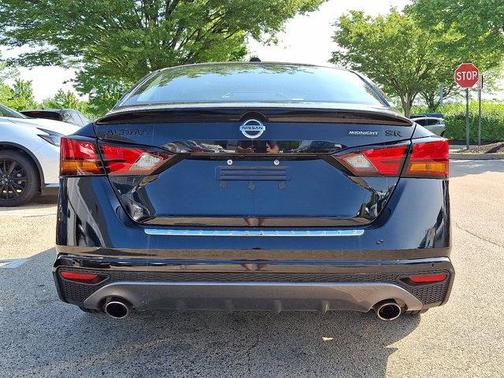 2022 Nissan Altima SR FWD