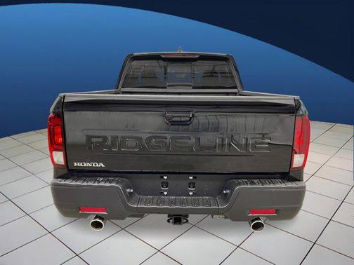 Crystal Black Pearl 2026 Honda Ridgeline RTL