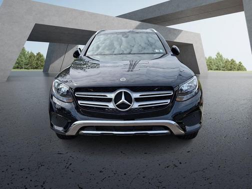 Black 2017 Mercedes-Benz GLC 300 4MATIC