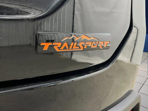 Crystal Black Pearl 2026 Honda Pilot TrailSport