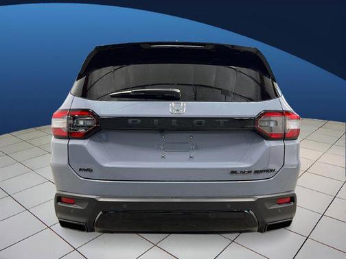 Sonic Gray Pearl 2026 Honda Pilot Black Edition