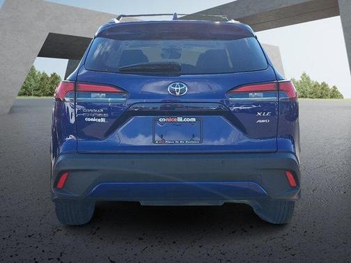 2024 Toyota Corolla Cross XLE